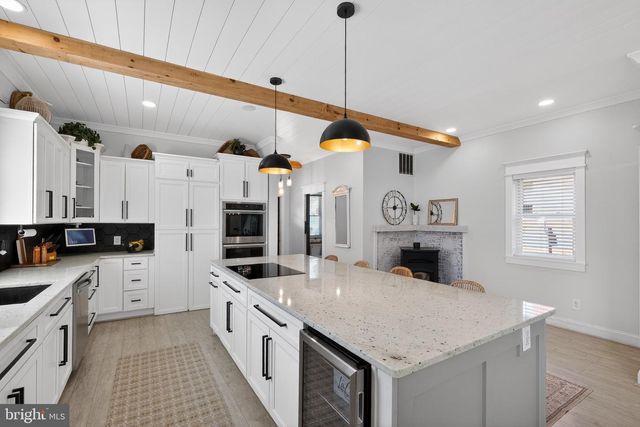 1914 POPLAR RD, Essex, MD 21221