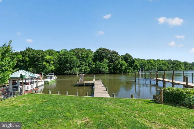 1914 POPLAR RD, Essex, MD 21221