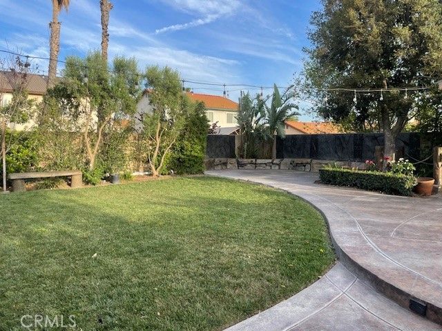 9379 Delfern, Jurupa Valley, CA 92509