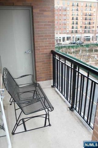 20 Ave At Port Imperial 323, West New York, NJ 07093