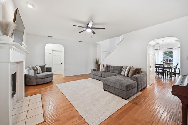 7411 Stonesfield Place, Spring, TX 77389