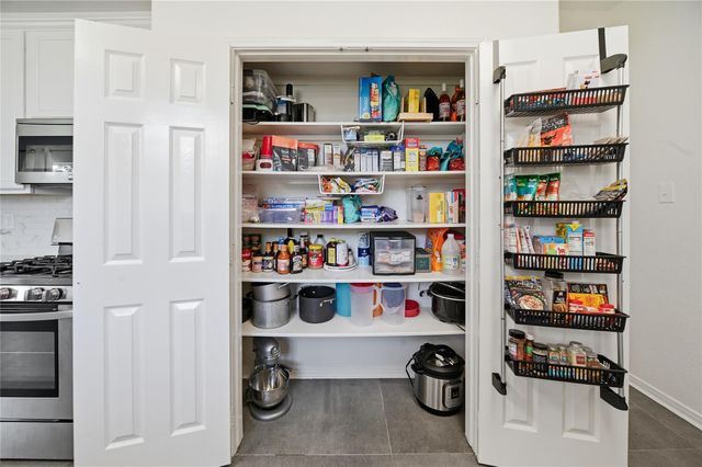 7411 Stonesfield Place, Spring, TX 77389