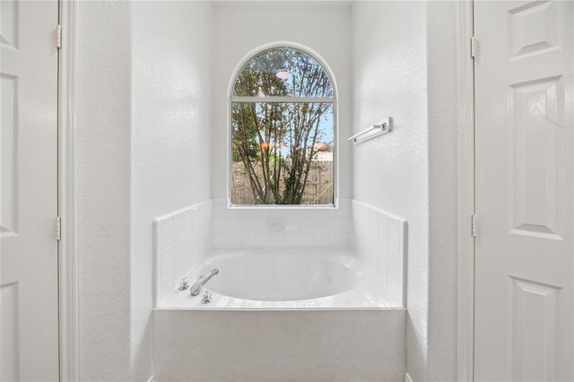 7411 Stonesfield Place, Spring, TX 77389