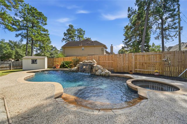 7411 Stonesfield Place, Spring, TX 77389