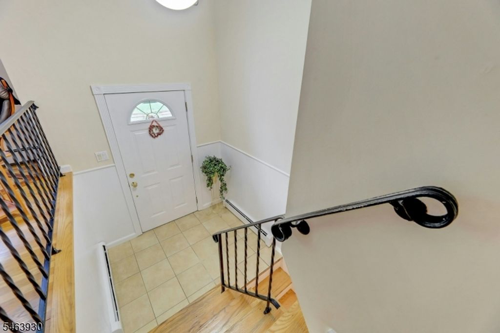 21 Aldrin Dr, Wanaque Boro, NJ 07465 — photo 3