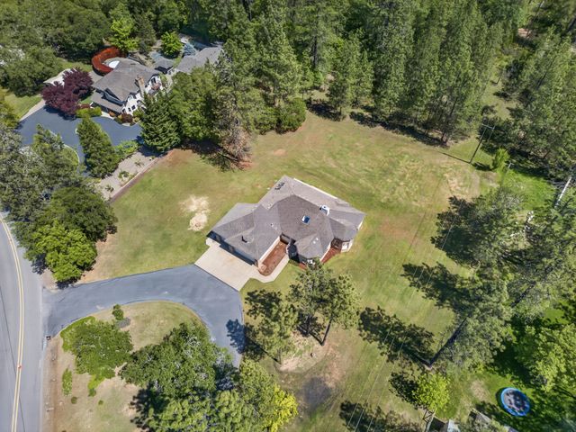459 Savage Creek Road, Grants Pass, OR 97527