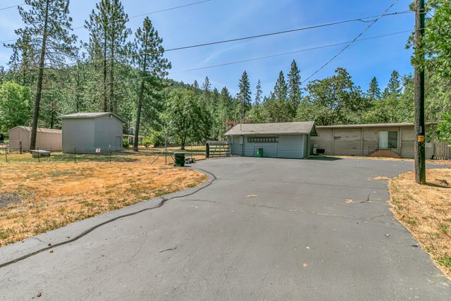 459 Savage Creek Road, Grants Pass, OR 97527