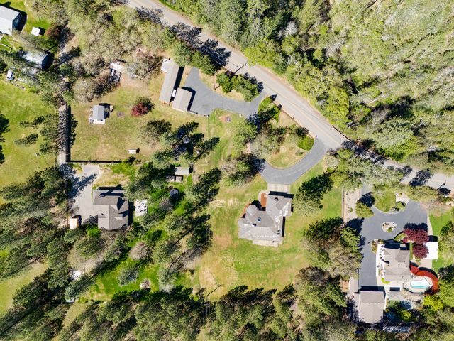 459 Savage Creek Road, Grants Pass, OR 97527