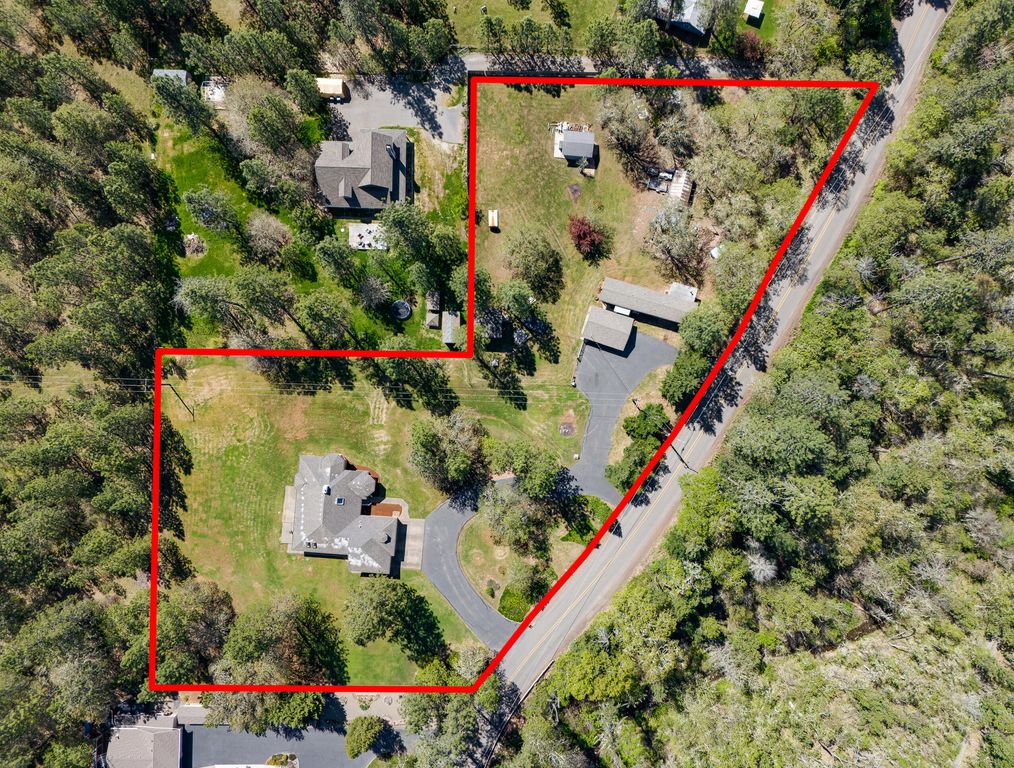 459 Savage Creek Road, Grants Pass, OR 97527