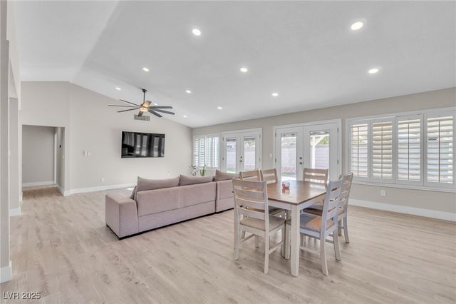 2312 Fairbourne Way, Henderson, NV 89074