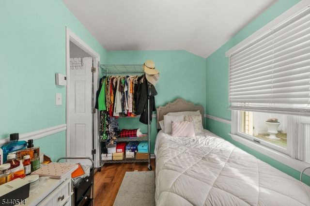 77 Pacific Blvd, Old Bridge Twp., NJ 07735
