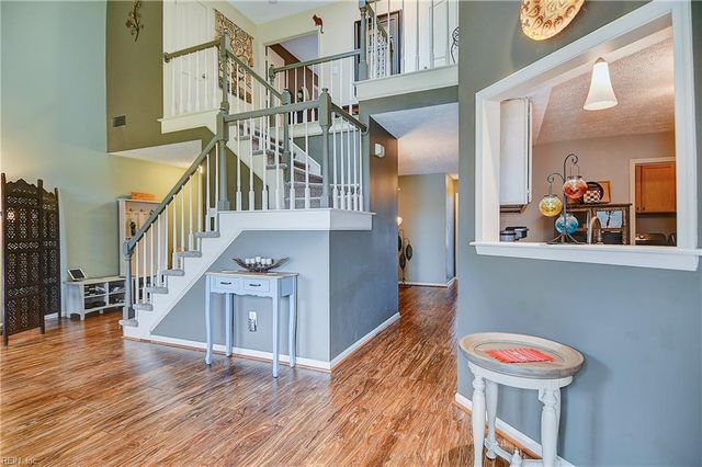 108 Westview DR, Hampton, VA 23666