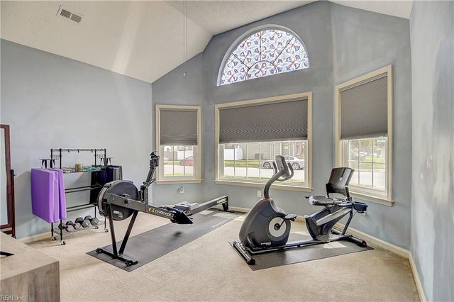 108 Westview DR, Hampton, VA 23666