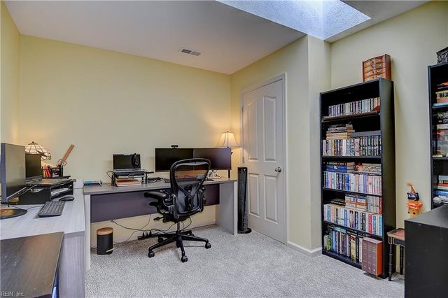 108 Westview DR, Hampton, VA 23666