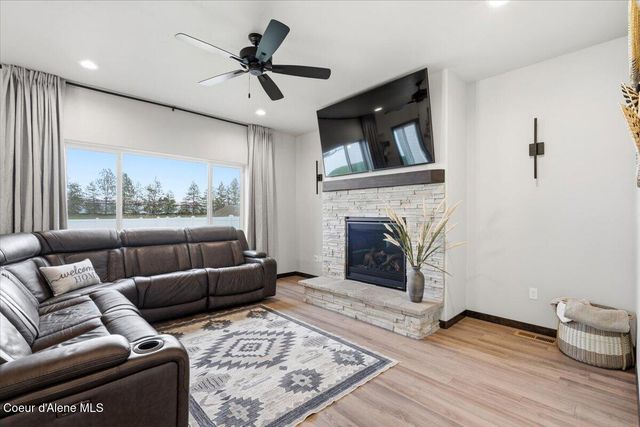 2678 N Neptune ST, Post Falls, ID 83854