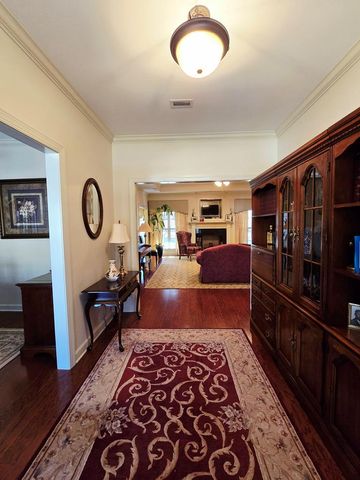 621 Prestwick, Dothan, AL 36305