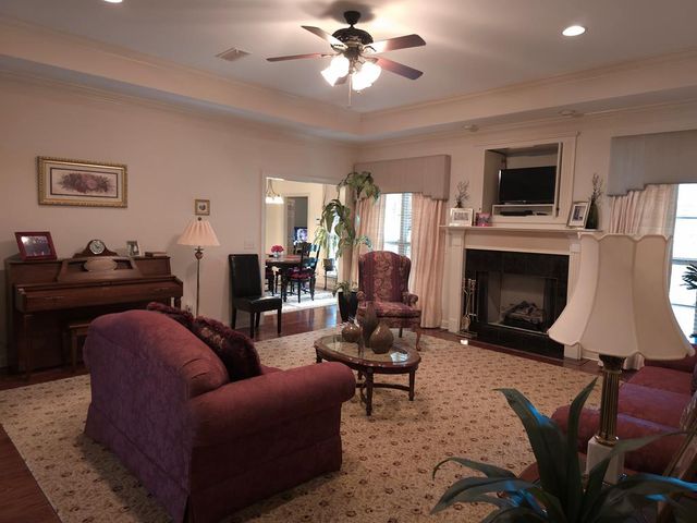 621 Prestwick, Dothan, AL 36305