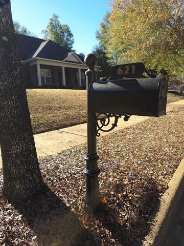 621 Prestwick, Dothan, AL 36305