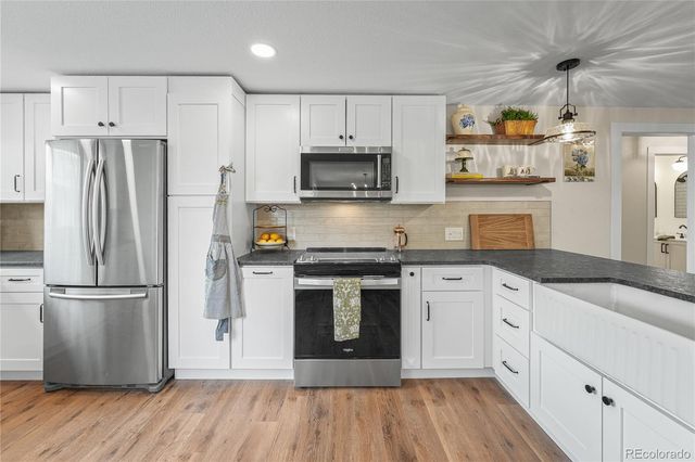 5320 W 40th Avenue, Wheat Ridge, CO 80212