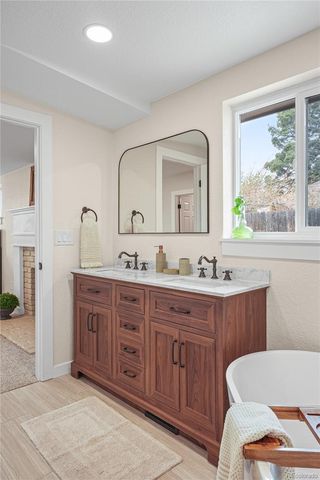 5320 W 40th Avenue, Wheat Ridge, CO 80212