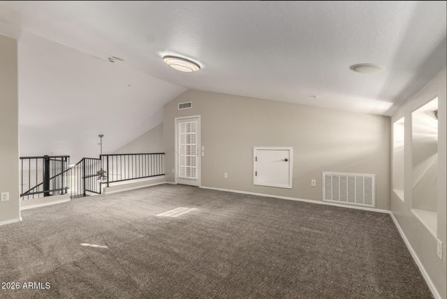 2639 S HARMONY Avenue, Gilbert, AZ 85295