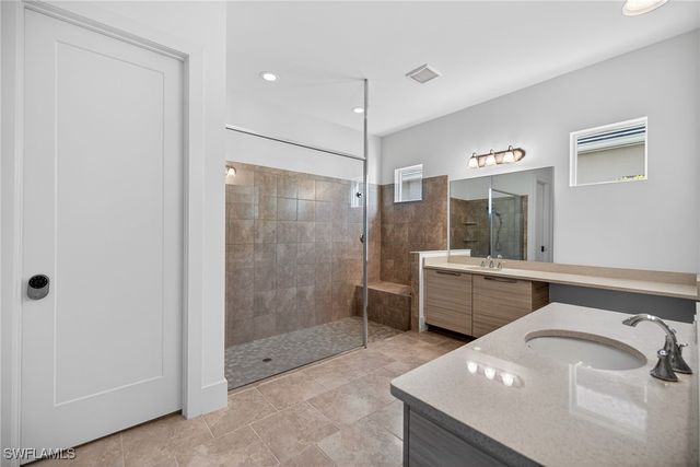 14835 Dockside LN, Naples, FL 34114