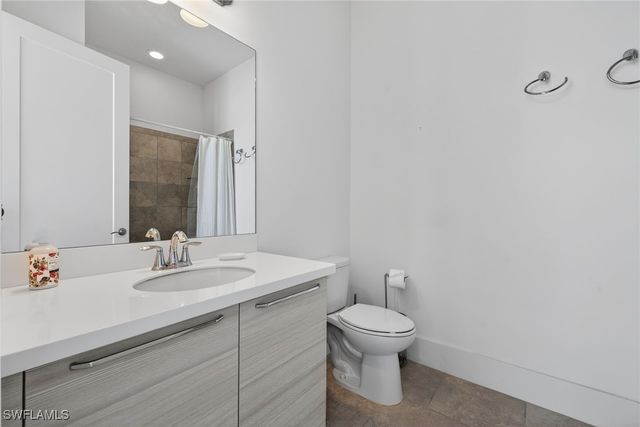 14835 Dockside LN, Naples, FL 34114