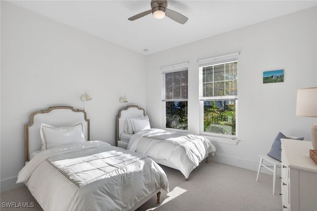 14835 Dockside LN, Naples, FL 34114