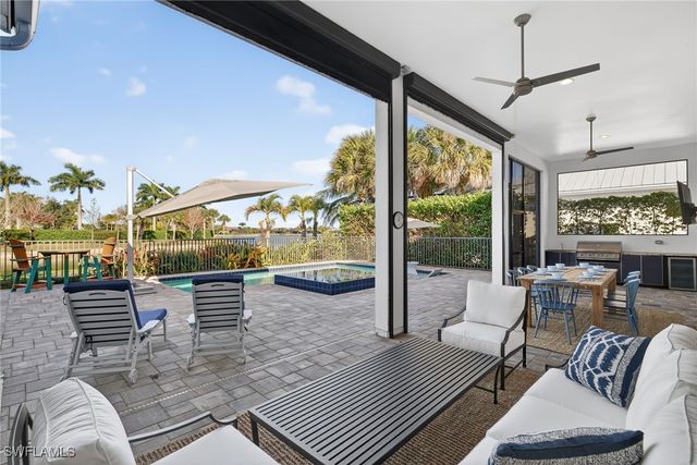 14835 Dockside LN, Naples, FL 34114