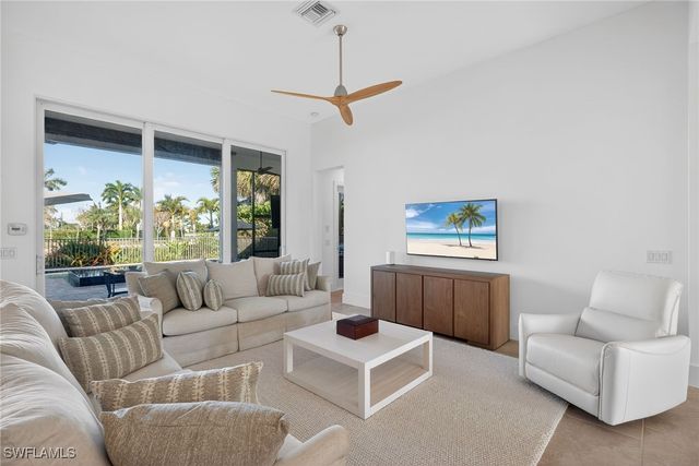 14835 Dockside LN, Naples, FL 34114