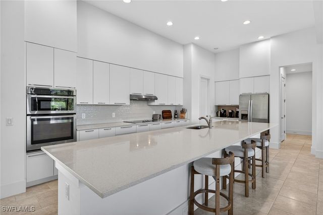 14835 Dockside LN, Naples, FL 34114