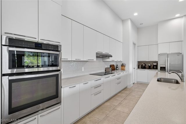 14835 Dockside LN, Naples, FL 34114