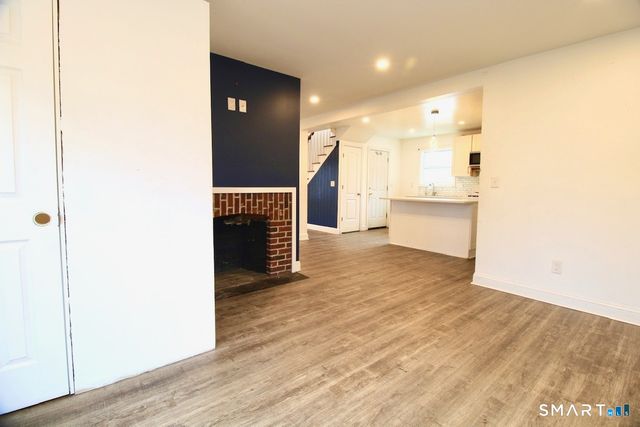 42 Union Street, Stamford, CT 06906