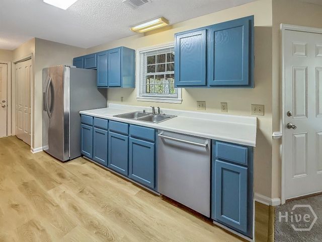 1154 N Plantation Parkway, Macon, GA 31220