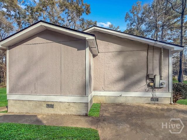 1154 N Plantation Parkway, Macon, GA 31220