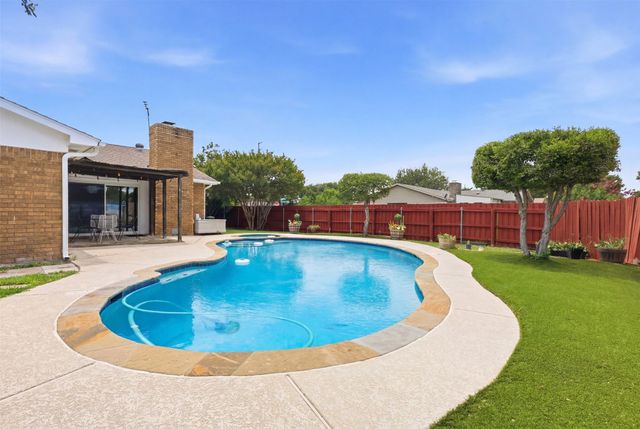 2821 High Plateau Drive, Garland, TX 75044