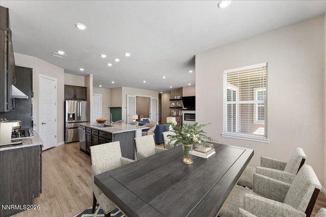 1227 Silver View Circle, Sparks, NV 89436