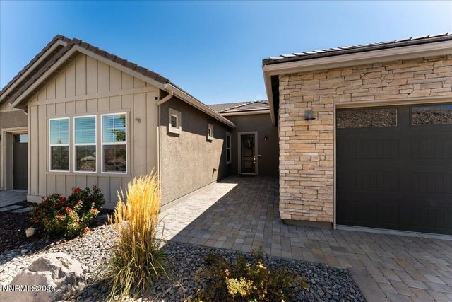 1227 Silver View Circle, Sparks, NV 89436
