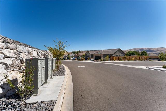 1227 Silver View Circle, Sparks, NV 89436