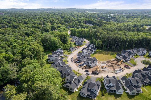 106 Horrigan Drive 21, Dedham, MA 02026