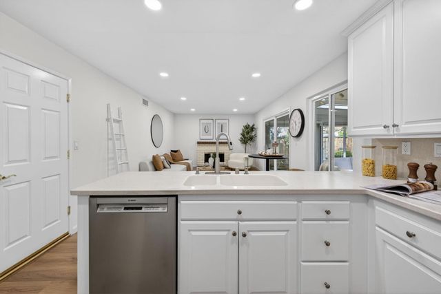 2733 Winfield Drive, Mountain View, CA 94040