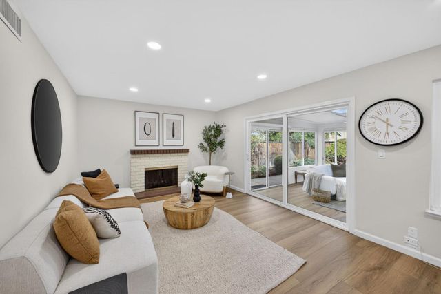 2733 Winfield Drive, Mountain View, CA 94040