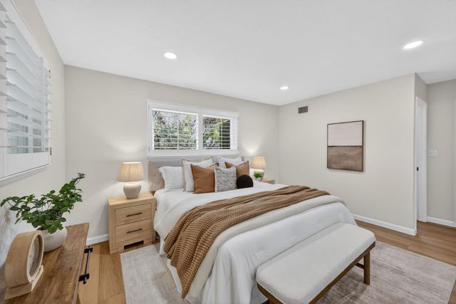 2733 Winfield Drive, Mountain View, CA 94040