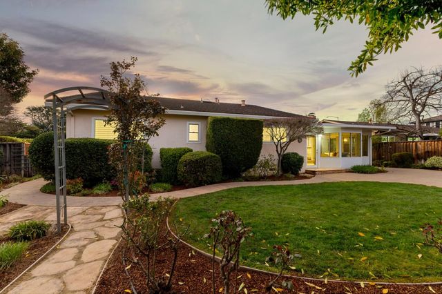 2733 Winfield Drive, Mountain View, CA 94040