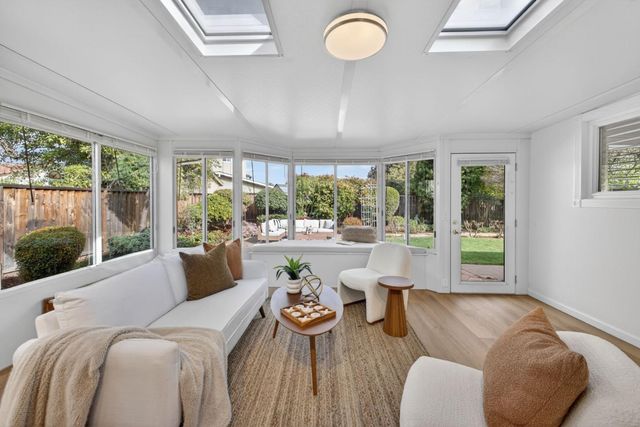 2733 Winfield Drive, Mountain View, CA 94040