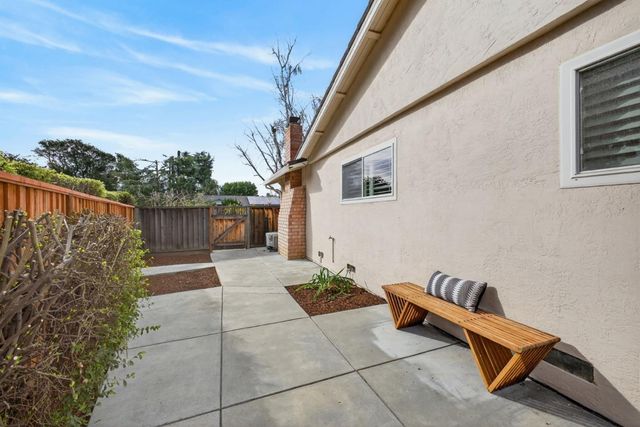2733 Winfield Drive, Mountain View, CA 94040