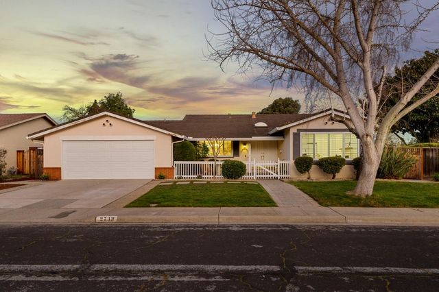 2733 Winfield Drive, Mountain View, CA 94040