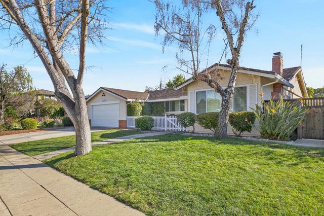 2733 Winfield Drive, Mountain View, CA 94040