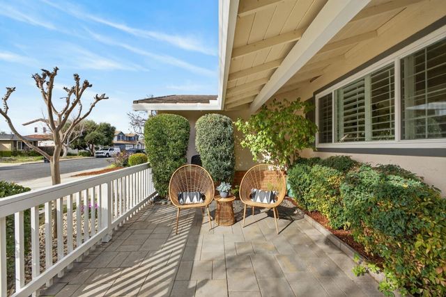 2733 Winfield Drive, Mountain View, CA 94040