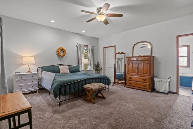 1113 Burns Hill Rd, Lobelville, TN 37097